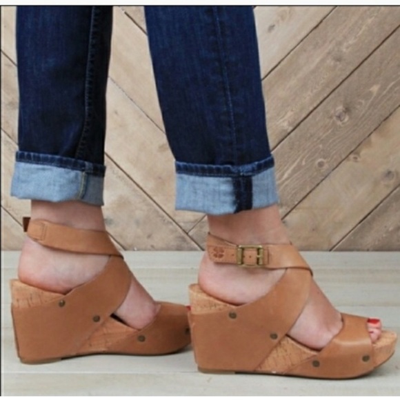 Lucky Brand Moran Platform Sandal Cork Wedge Brown Leather
Ankle Wrap Size 9.5 - Picture 2 of 11